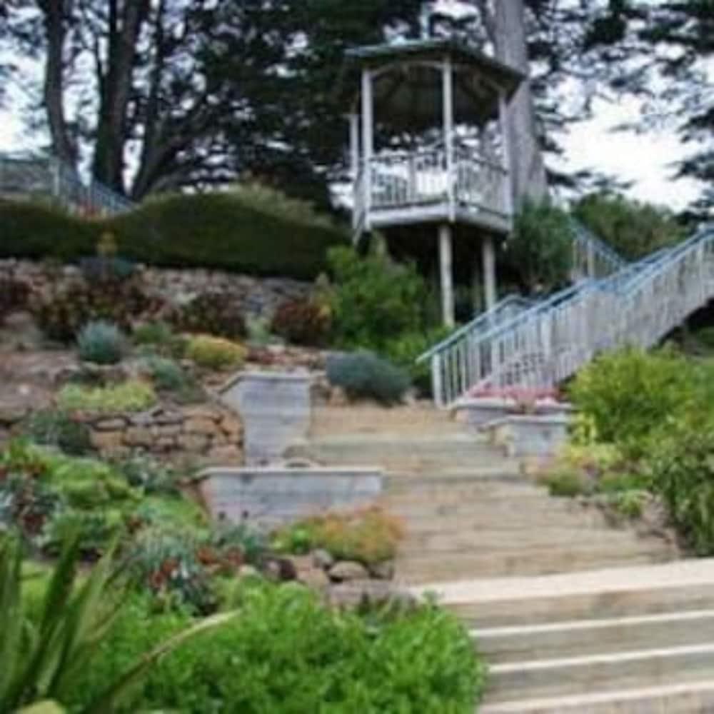 Camp Estate By Larnach Castle Villa Dunedin Exterior photo
